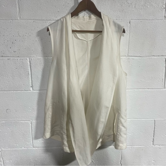 Who What Wear Ivory Sleeveless Linen Blend Vest  Sz Large - Picture 1 of 4